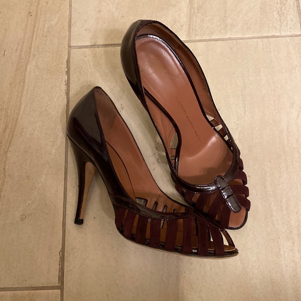 Size 8 cherry brown